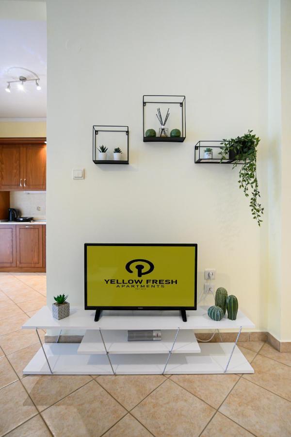 Yellow Fresh Apartment-City Center Alexandroupoli Bagian luar foto